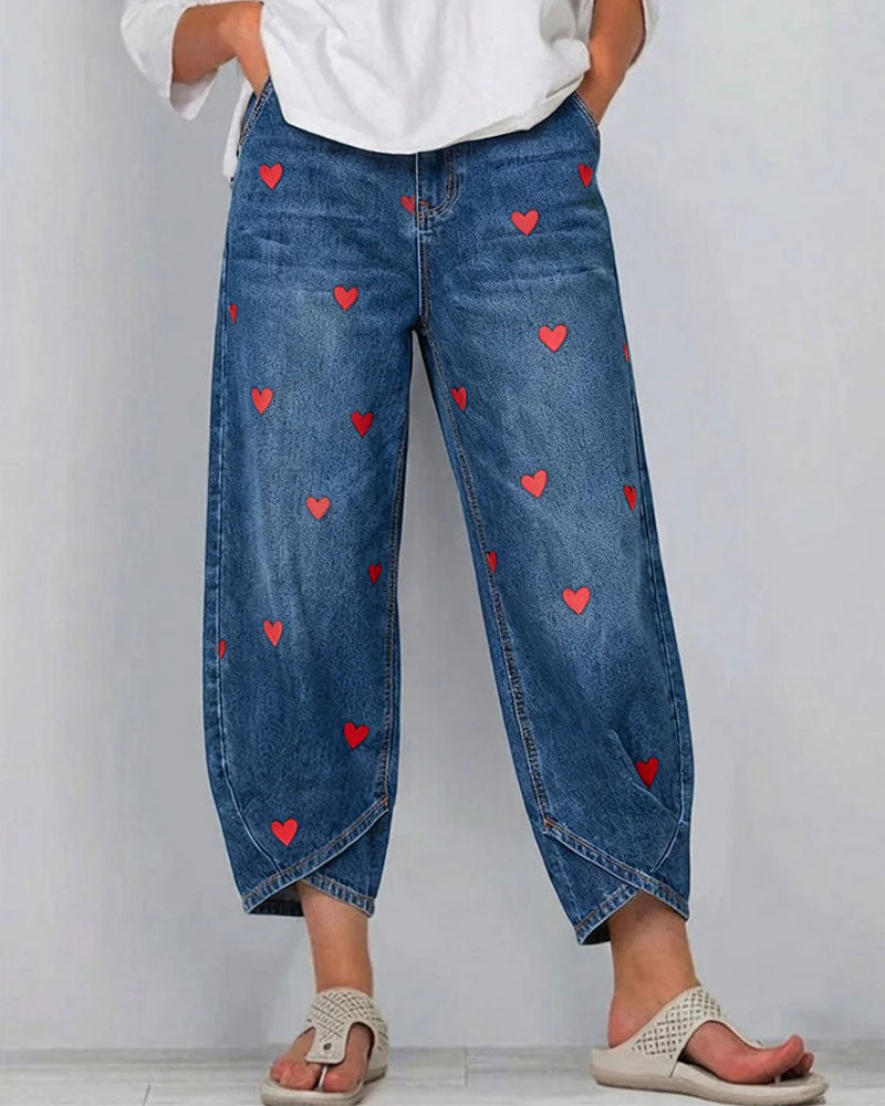 Pantalón denim con estampado de corazones, largo al tobillo