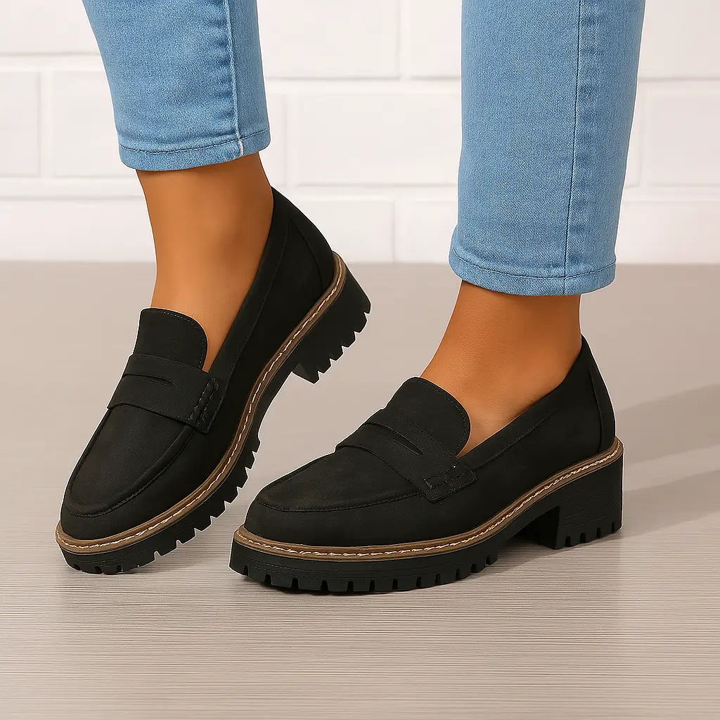 Nadia | Mocasines atemporales de ante