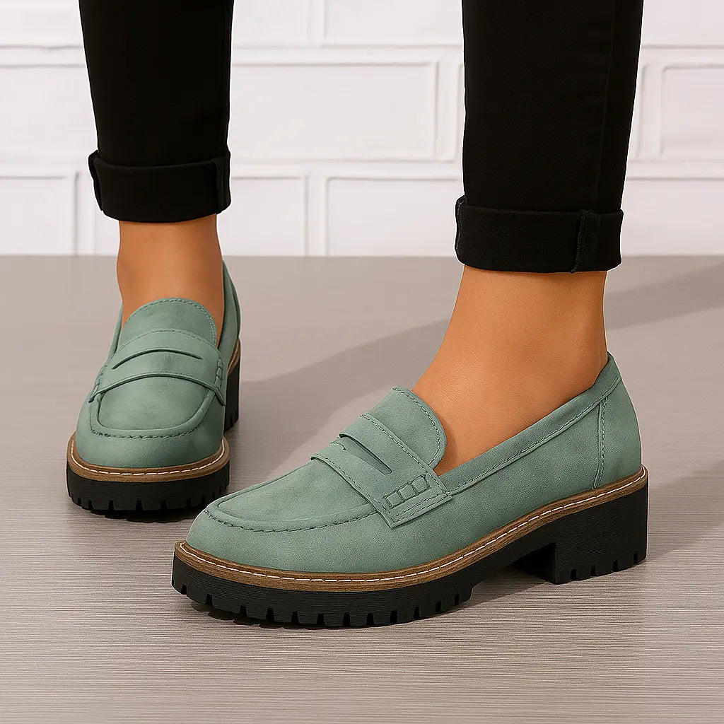 Nadia | Mocasines atemporales de ante