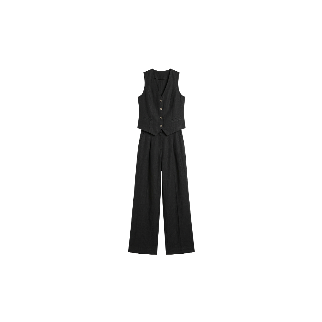 Conjunto de dos piezas para mujer compuesto por un chaleco de lino y pantalones anchos.