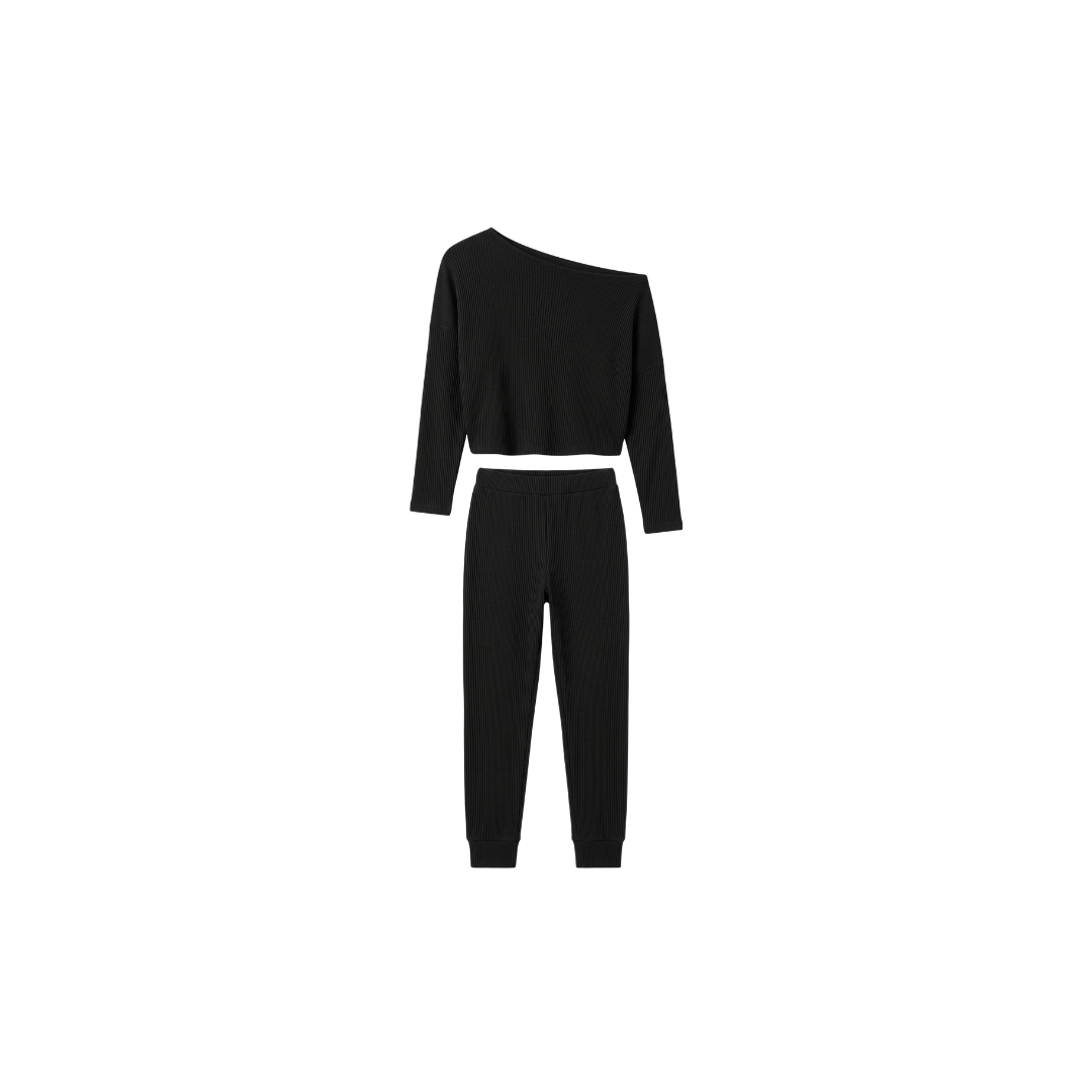 Conjunto de camiseta sin mangas de manga larga y pantalón con cintura elástica y cordón ajustable.
