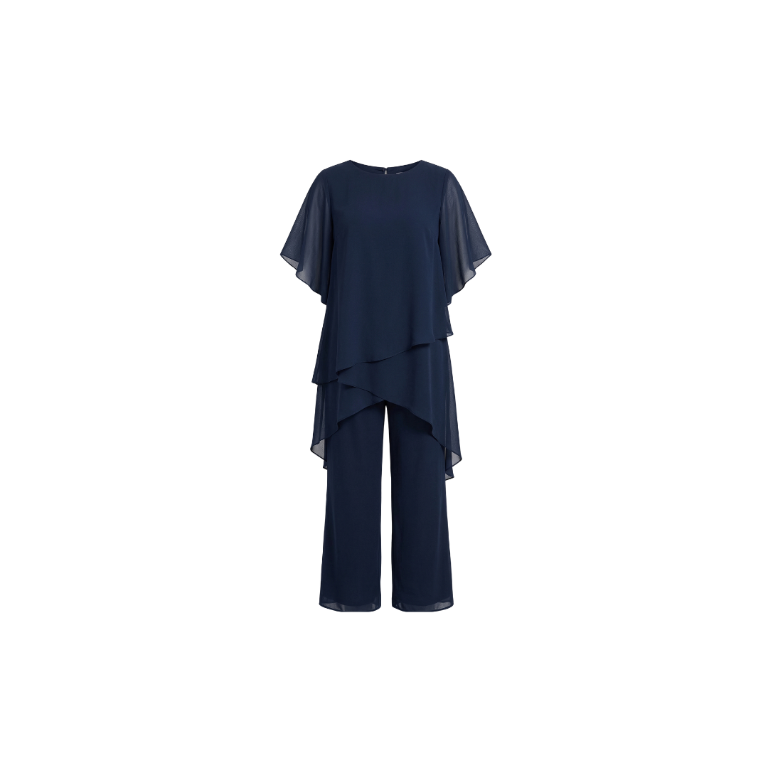 Conjunto compuesto por un precioso top asimétrico y unos pantalones de pierna ancha