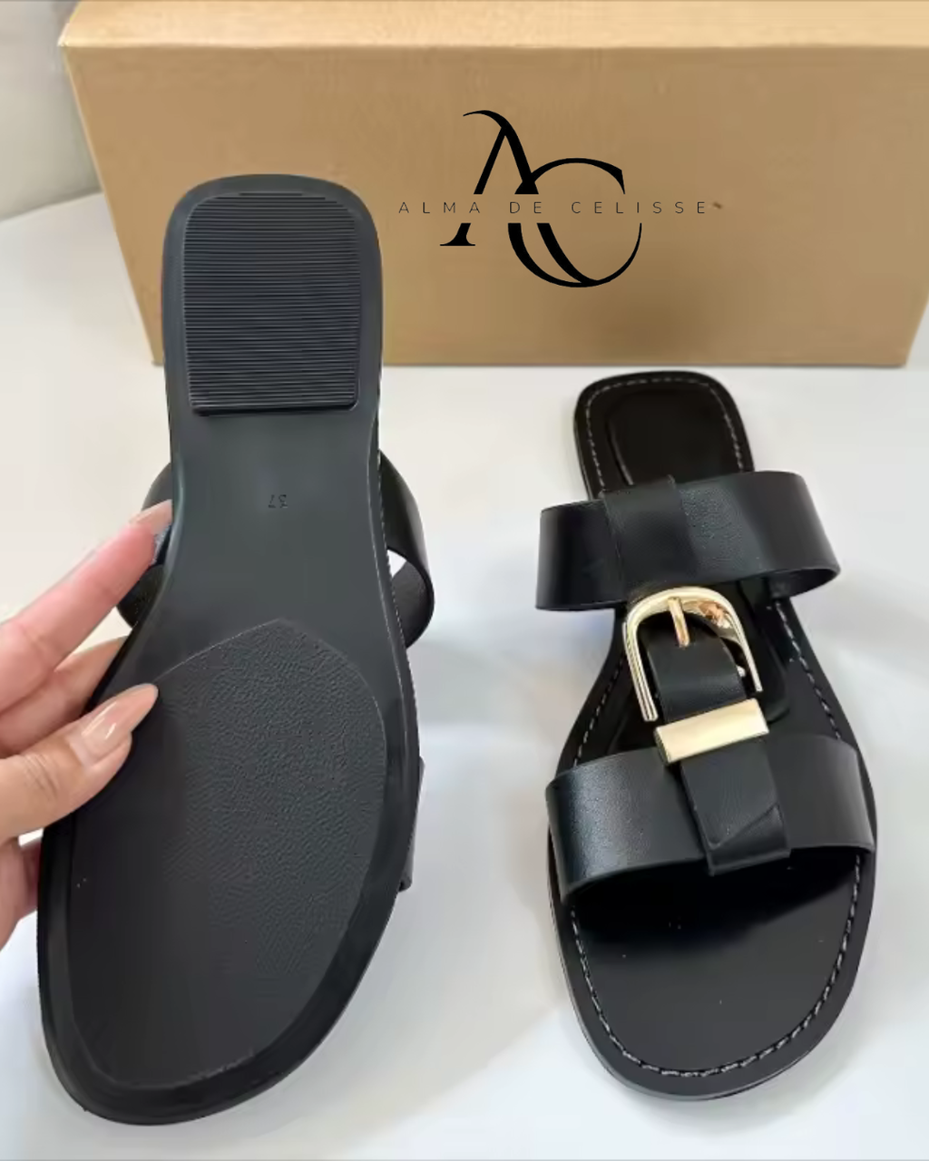 SANDALIAS HEBILLA