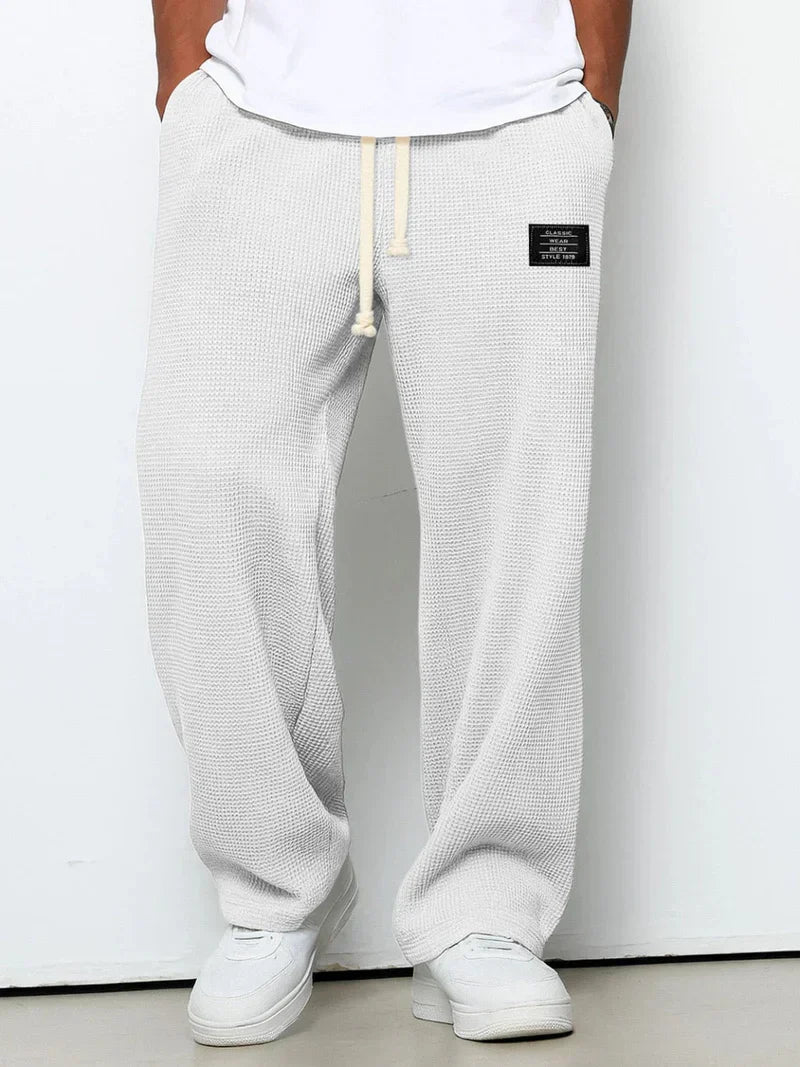 Pantalones noruegos cómodos