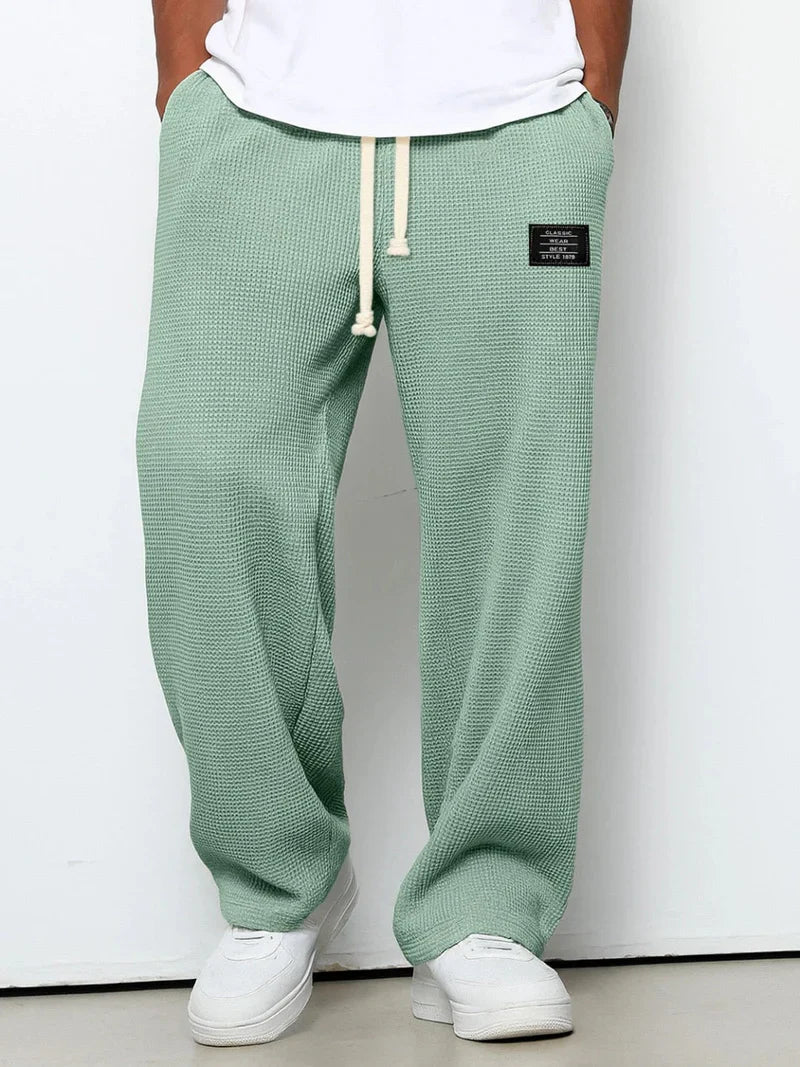 Pantalones noruegos cómodos