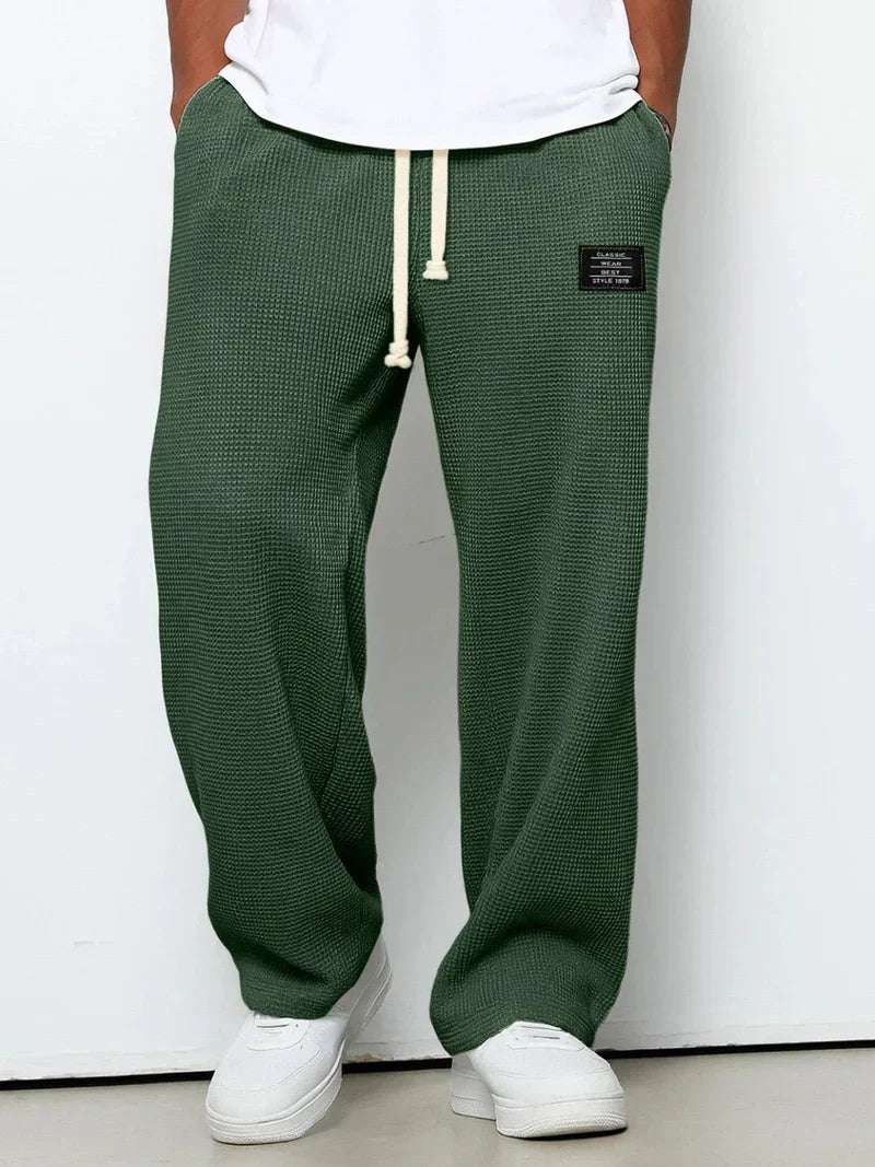 Pantalones noruegos cómodos