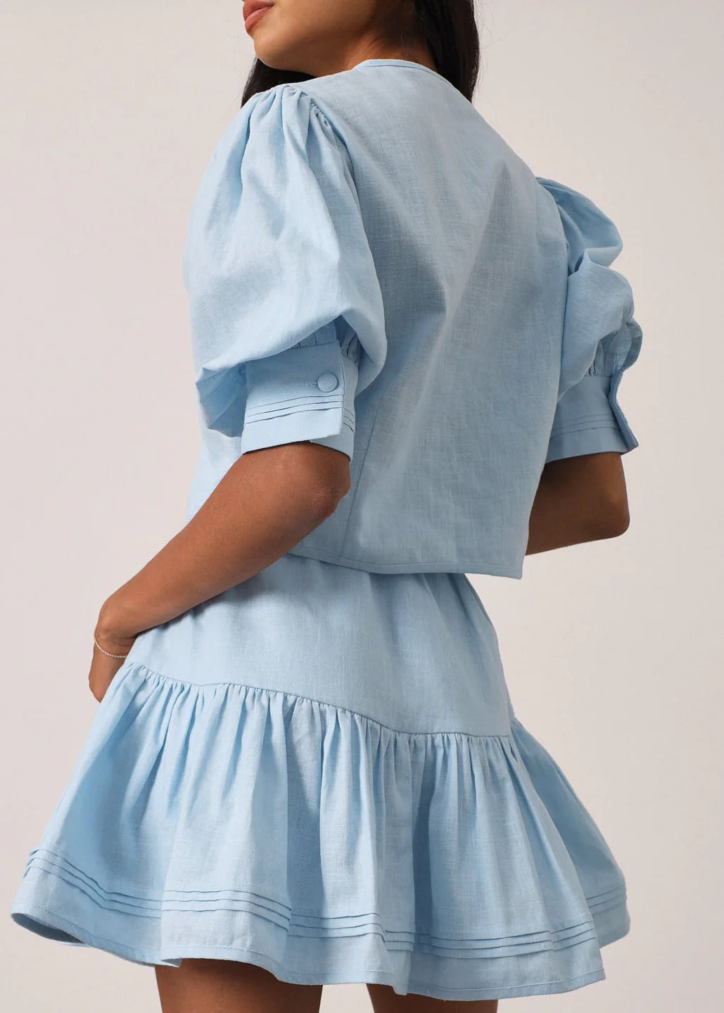 MICA - Conjunto de falda para un look perfeto para esta temporada.