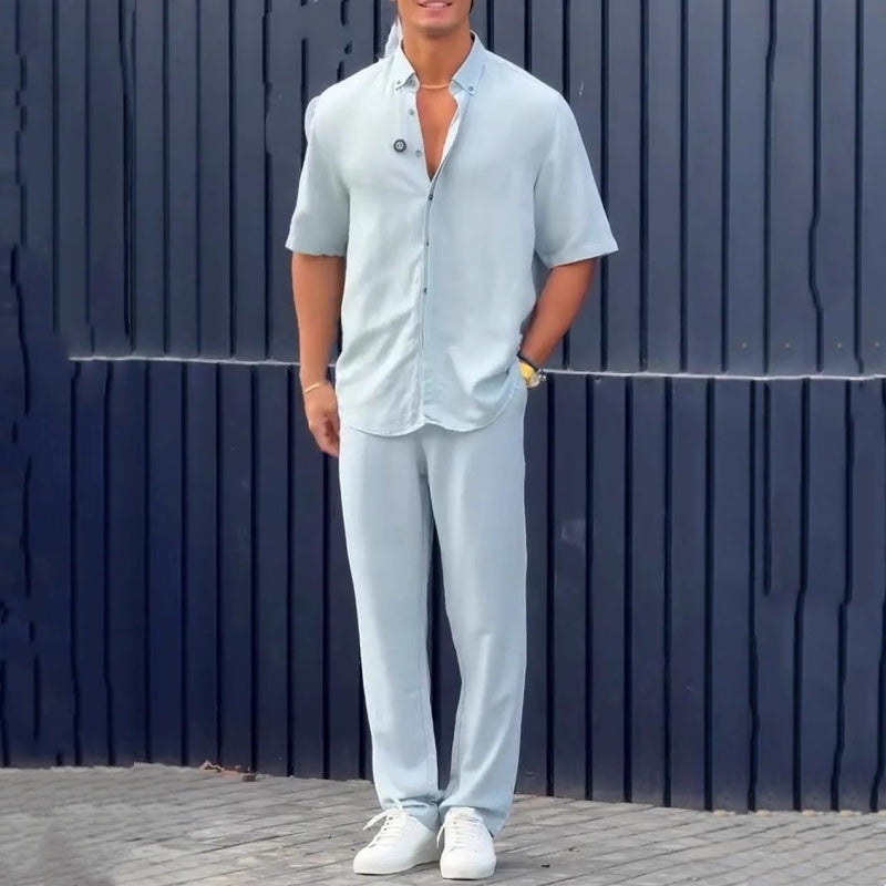Camisa de manga corta para hombre con solapa de color liso y pantalón - Conjunto de 2 piezas👔